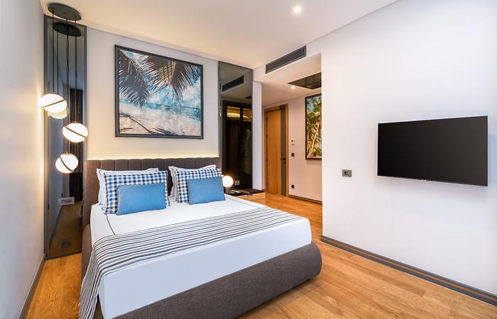 Grand Villa